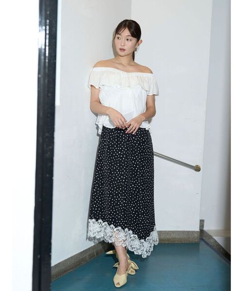 LAGUNAMOON(ラグナムーン)の「フリルクロスデザインブラウス 【夏服】【オフショル】【半袖】(シャツ/ブラウス・レディース・ブラウン/ホワイト/ライトブルー/その他1・FREE)」の20枚目の写真