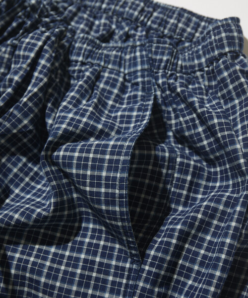 CAHLUMN(カウラム)の「CAHLUMN/カウラム Indigo Madras Check Cropped Easy Pant(その他パンツ・メンズ・ネイビー・MEDIUM/LARGE/X-LARGE/XX-LARGE)」の5枚目の写真