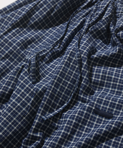 CAHLUMN(カウラム)の「CAHLUMN/カウラム Indigo Madras Check Cropped Easy Pant(その他パンツ・メンズ・ネイビー・MEDIUM/LARGE/X-LARGE/XX-LARGE)」の6枚目の写真