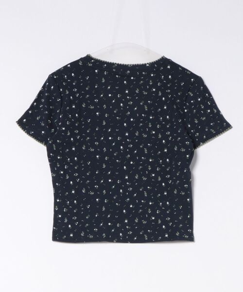 GORGE(ゴージ)の「《フラワー総柄×ロゴ刺繍》カットソー/Y2K韓国ガーリー/春夏秋/全3色(Tシャツ/カットソー・レディース・イエロー/ネイビー/ライトグレー・F)」の14枚目の写真