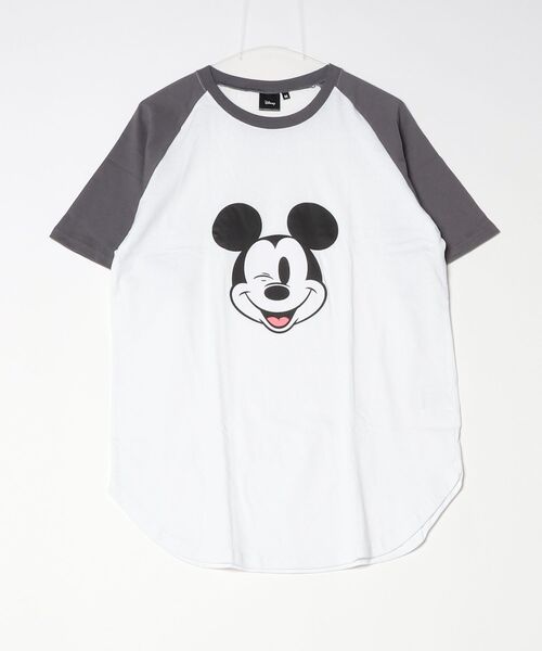 Disney（ディズニー）の「【Disney/ディズニー】プリント ラグラン Tシャツ（Tシャツ/カットソー・メンズ・杢グレー/ホワイト系その他3/ベージュ/オフホワイト/ベージュ系その他/ホワイト系その他/グレー系その他/ホワイト系その他2・M/XL/L）」の4枚目の写真