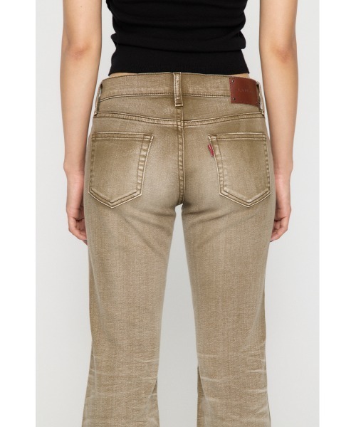 LAGUA GEM（ラグアジェム）の「LYRA LOW WAIST FLARE デニム（デニムパンツ・レディース・ベージュ/ブルー・22inch/23inch/24inch/25inch/26inch）」の8枚目の写真