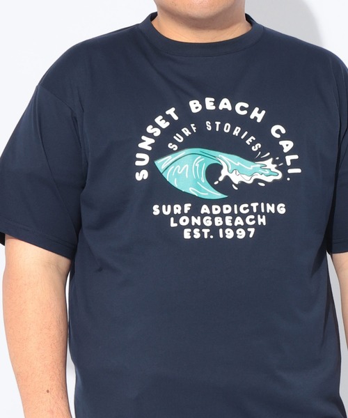 B&T CLUB（ビーティークラブ）の「Tシャツ 半袖 メンズ 大きいサイズ RETROSURFプリント クルーネック カットソー B＆T CLUB (ビーアンドティークラブ)（Tシャツ/カットソー・メンズ・ネイビー/ライトグレー・X2(4L～5L)/X4(8L～9L)/X3(6L～7L)/X1(3L～4L)）」の2枚目の写真