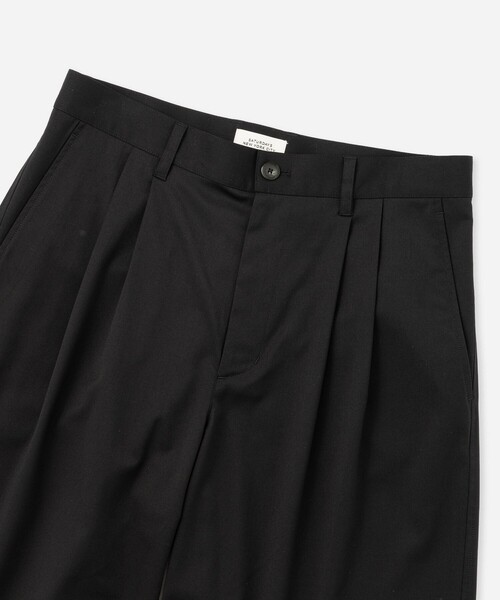 Saturdays NYC(サタデーズ ニューヨークシティ )の「Feliz Two Tuck Walk Short(その他パンツ・メンズ・ブラック/オリーブ・S/M/L)」の4枚目の写真