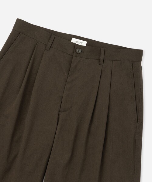 Saturdays NYC(サタデーズ ニューヨークシティ )の「Feliz Two Tuck Walk Short(その他パンツ・メンズ・ブラック/オリーブ・S/M/L)」の5枚目の写真