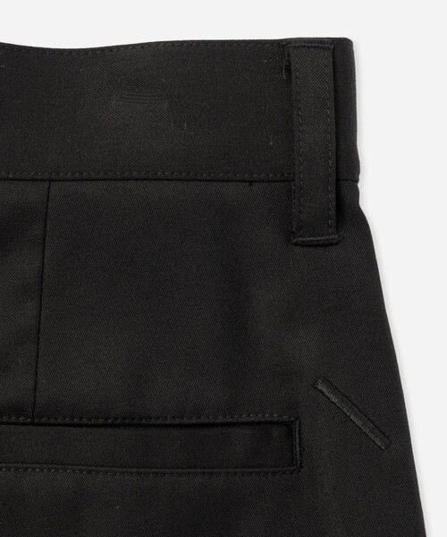 Saturdays NYC(サタデーズ ニューヨークシティ )の「Feliz Two Tuck Walk Short(その他パンツ・メンズ・ブラック/オリーブ・S/M/L)」の6枚目の写真