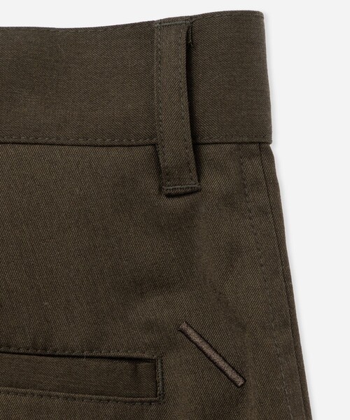 Saturdays NYC(サタデーズ ニューヨークシティ )の「Feliz Two Tuck Walk Short(その他パンツ・メンズ・ブラック/オリーブ・S/M/L)」の7枚目の写真