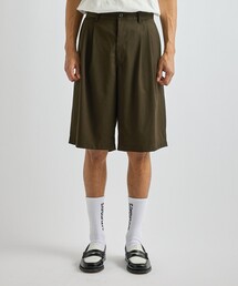 Feliz Two Tuck Walk Short