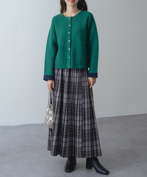 refinedworks(リファインドワークス)の「【refinedworks】金ボタン ジャケット 風 ニット カーディガン(カーディガン/ボレロ・レディース・グリーン/グレー/ブラック・FREE)」の12枚目の写真