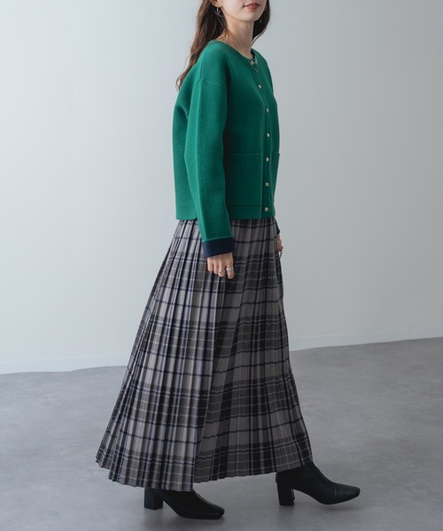 refinedworks(リファインドワークス)の「【refinedworks】金ボタン ジャケット 風 ニット カーディガン(カーディガン/ボレロ・レディース・グリーン/グレー/ブラック・FREE)」の13枚目の写真