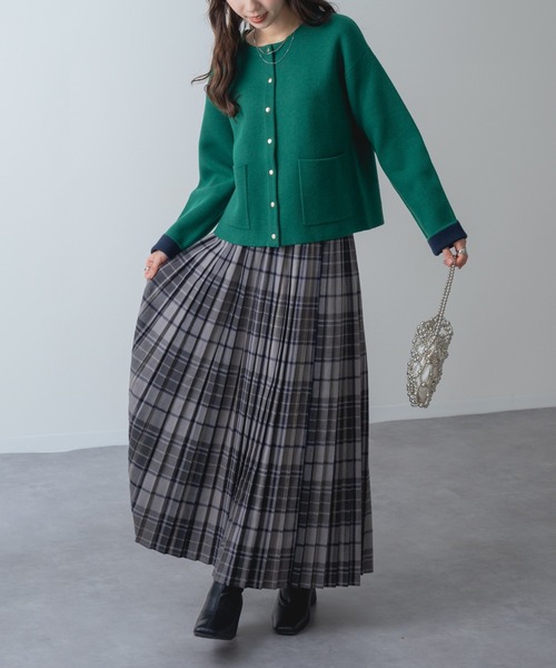 refinedworks(リファインドワークス)の「【refinedworks】金ボタン ジャケット 風 ニット カーディガン(カーディガン/ボレロ・レディース・グリーン/グレー/ブラック・FREE)」の19枚目の写真