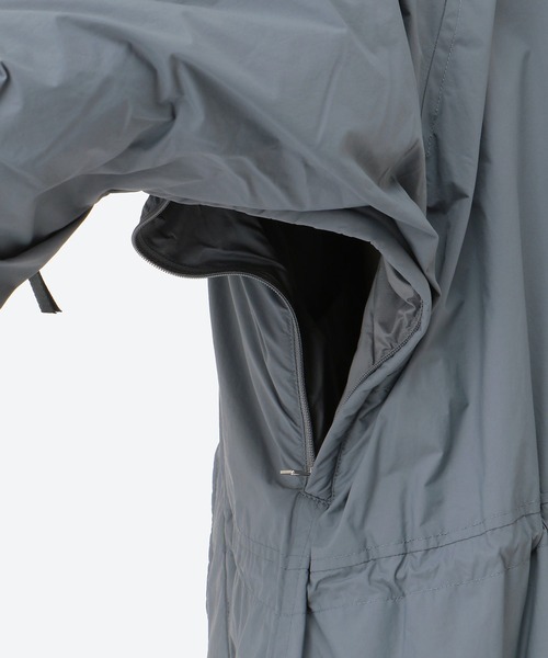 Product Twelve(プロダクトトゥエルブ)の「【Product Twelve】Primaloft Puffer Coat(ダウンジャケット/コート・メンズ・グレー/ブラック・1/2)」の9枚目の写真