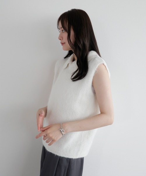 AMUU. PRECIEUSE(アムープレシューズ)の「モヘアポロニットベスト(ニット/セーター・レディース・ブラウン/オフホワイト/ブラック/グレー・FREE)」の22枚目の写真