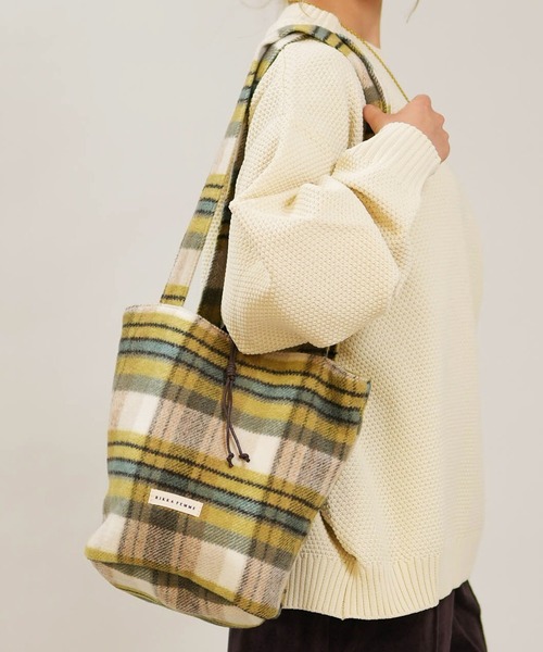 RIKKA FEMME(リッカファム)の「RIKKA FEMME/リッカファム トートバッグ チェックシャギートート RFA6F-0102(トートバッグ・レディース・レッド/グリーン/ベージュ・ONE)」の2枚目の写真