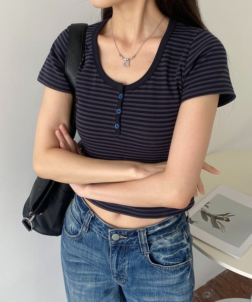 MAISON DE THERESE(メゾン ド テレーズ)の「ボーダークロップドTシャツ 半袖ピチT ヘンリーネック ダークボーダー(Tシャツ/カットソー・レディース・GRAY・M)」の2枚目の写真