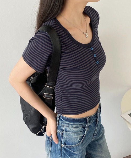MAISON DE THERESE(メゾン ド テレーズ)の「ボーダークロップドTシャツ 半袖ピチT ヘンリーネック ダークボーダー(Tシャツ/カットソー・レディース・GRAY・M)」の4枚目の写真