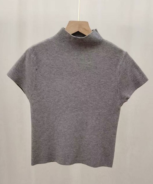 Amulet(アミュレット)の「上品なハイネックで大人らしく着こなす ハイネックニットトップス(ニット/セーター・レディース・ブラック/ホワイト/アイボリー/グレー/ブラウン・FREE)」の8枚目の写真