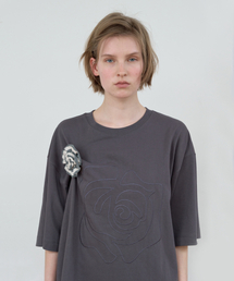 ROSE PATCH T-SHIRT_CHARCOAL