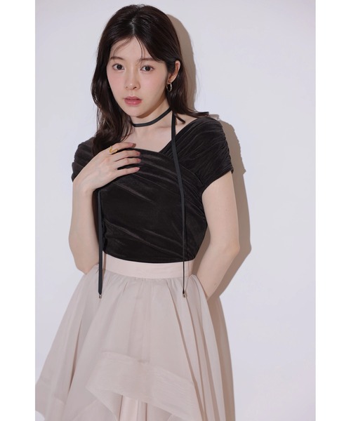 Rirandture(リランドチュール)の「ベロアオフショルトップス(シャツ/ブラウス・レディース・ダークブラウン/オフホワイト/ブラック・2)」の9枚目の写真