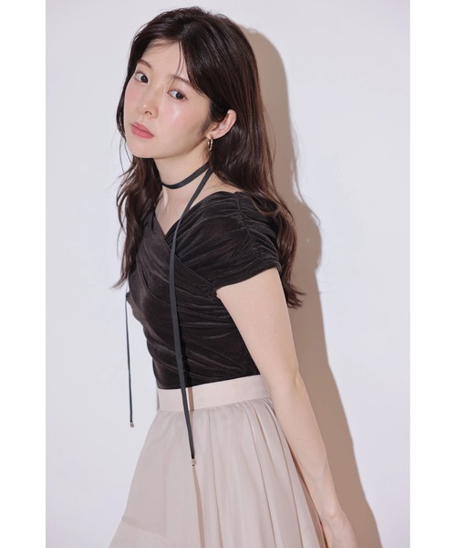 Rirandture(リランドチュール)の「ベロアオフショルトップス(シャツ/ブラウス・レディース・ダークブラウン/オフホワイト/ブラック・2)」の10枚目の写真