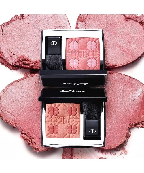 Dior(ディオール)の「ディオールスキン ルージュ ブラッシュ(フォール コレクション 2026 数量限定品)(チーク・レディース・889 チャームド コーラル シマー/849 ラッキー ピンク シマー・FREE)」の4枚目の写真