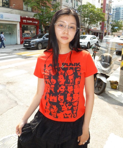 WEBHOUSE(ウェブハウス)の「WEBHOUSE × Geek Office 別注 I Am Punk Angel Tee(Tシャツ/カットソー・レディース・レッド・FREE)」の1枚目の写真
