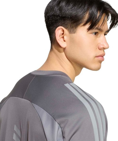 adidas(アディダス)の「adidas アディダス T.S.U.F.C. ルーズフィット 長袖Tシャツ(Tシャツ/カットソー・メンズ・ブラック/オフホワイト/グレー・LL/3L/L/M/S)」の8枚目の写真