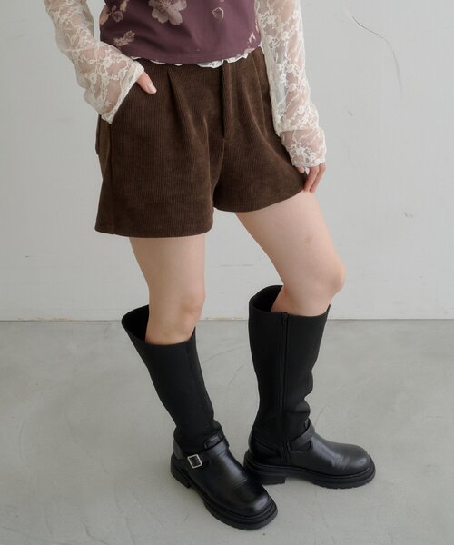 Kastane(カスタネ)の「【S.Mサイズ展開】コーデュロイショートパンツ(その他パンツ・レディース・ブラック/ブラウン・SMALL/MEDIUM)」の6枚目の写真