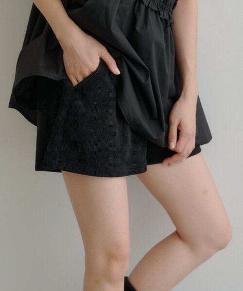 Kastane(カスタネ)の「【S.Mサイズ展開】コーデュロイショートパンツ(その他パンツ・レディース・ブラック/ブラウン・SMALL/MEDIUM)」の11枚目の写真