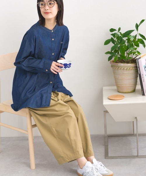OMNES(オムネス)の「ヨーク切替胸刺繍シャンブレー長袖シャツ(シャツ/ブラウス・レディース・ライトブルー/ブルー・FREE)」の13枚目の写真