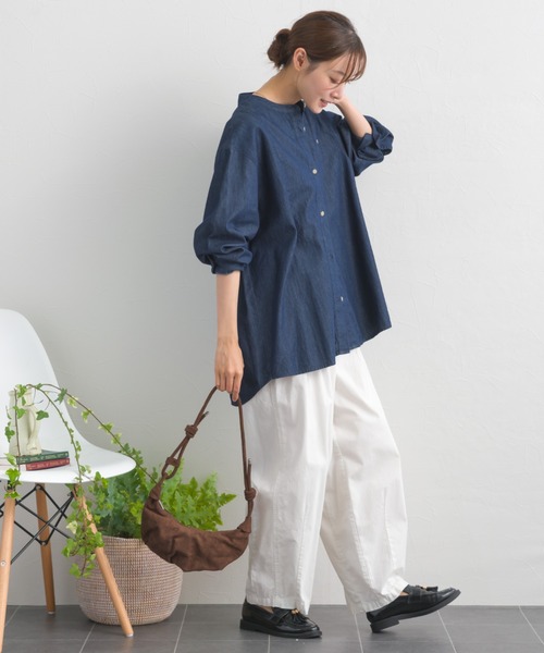 OMNES(オムネス)の「ヨーク切替胸刺繍シャンブレー長袖シャツ(シャツ/ブラウス・レディース・ライトブルー/ブルー・FREE)」の16枚目の写真