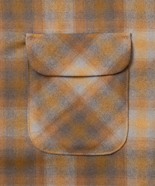 PENDLETON(ペンドルトン)の「尾州産ウールナイロン オープンカラーシャツ(シャツ/ブラウス・メンズ・ベージュ/グレー/レッド/グレー系その他/ブラウン/ホワイト×ブルー/レッド系その他・LARGE/MEDIUM/SMALL)」の12枚目の写真
