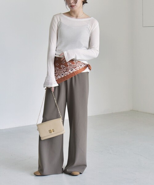 quaranciel(カランシエル)の「quaranciel:〈手洗い可能〉ウール ミックス シアー ボートネック プルオーバー(Tシャツ/カットソー・レディース・グレー/ホワイト/ブラック/パープル・38/40)」の5枚目の写真