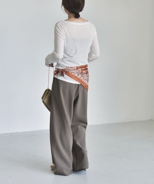 quaranciel(カランシエル)の「quaranciel:〈手洗い可能〉ウール ミックス シアー ボートネック プルオーバー(Tシャツ/カットソー・レディース・グレー/ホワイト/ブラック/パープル・38/40)」の6枚目の写真