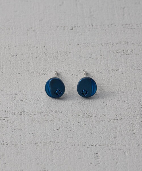 and cloud(アンドクラウド)の「Ink Bijoux Pierce(ピアス(両耳用)・レディース・ブルー・FREE)」の1枚目の写真