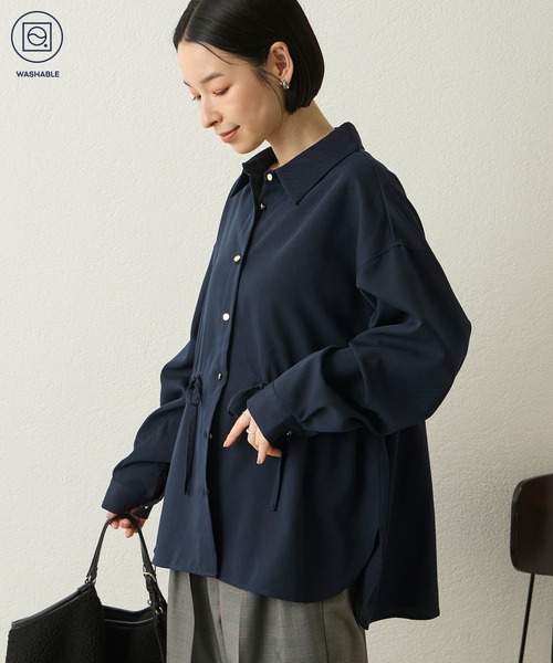 Aunely（オーネリー）の「【Aunely】ウエストドロストシャツ＜YOSOOIシリーズ〉（シャツ/ブラウス・レディース・モカ/チャコール/ネイビー/オフホワイト/イエロー・L/M）」の10枚目の写真