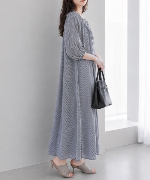 Muffiny(マフィニー)の「リボンネック ギャザーワンピース【Indian Cotton】(ワンピース・レディース・ストライプ/ブルー/ドット/ブラック・MEDIUM)」の16枚目の写真
