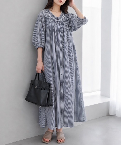 Muffiny(マフィニー)の「リボンネック ギャザーワンピース【Indian Cotton】(ワンピース・レディース・ストライプ/ブルー/ドット/ブラック・MEDIUM)」の21枚目の写真