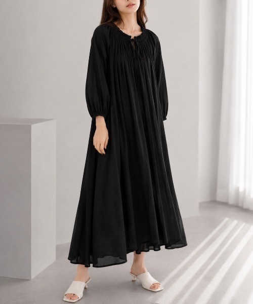 Muffiny(マフィニー)の「リボンネック ギャザーワンピース【Indian Cotton】(ワンピース・レディース・ストライプ/ブルー/ドット/ブラック・MEDIUM)」の8枚目の写真