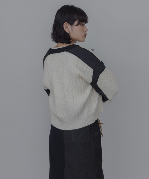 Eimee Law(エイミーロウ)の「キルトジャガード×ケーブルビジューニットブルゾン(ブルゾン・レディース・アイボリー/ダークグレー/ブラック・FREE)」の10枚目の写真