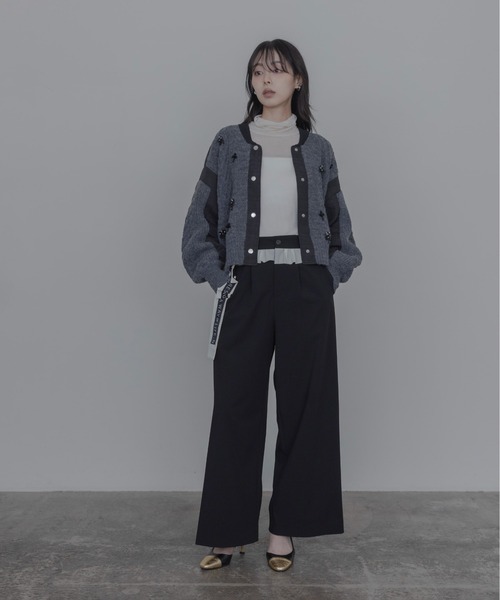 Eimee Law(エイミーロウ)の「キルトジャガード×ケーブルビジューニットブルゾン(ブルゾン・レディース・アイボリー/ダークグレー/ブラック・FREE)」の12枚目の写真