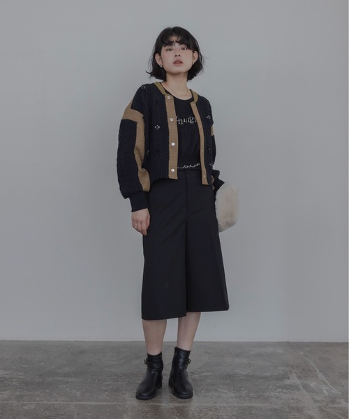 Eimee Law(エイミーロウ)の「キルトジャガード×ケーブルビジューニットブルゾン(ブルゾン・レディース・アイボリー/ダークグレー/ブラック・FREE)」の18枚目の写真