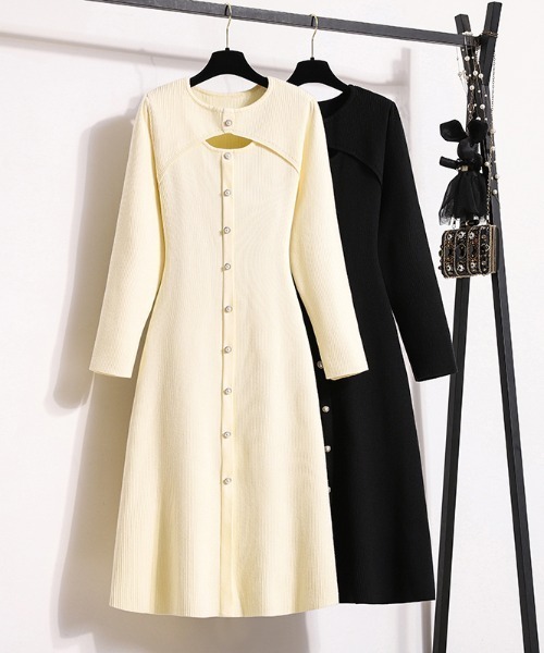AMAJI(アマジ)の「ニットワンピース(ワンピース・レディース・ベージュ/ブラック・X-LARGE/LARGE/MEDIUM)」の4枚目の写真