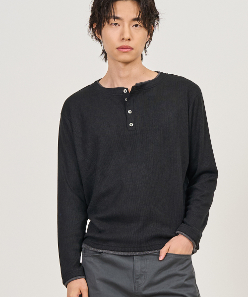 EXCONTAINER(エックスコンテナ)の「レイヤードヘンリーネックニット(ブラック)(ニット/セーター・メンズ・その他・MEDIUM/LARGE/X-LARGE)」の1枚目の写真