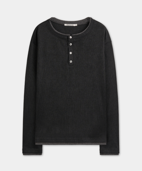 EXCONTAINER(エックスコンテナ)の「レイヤードヘンリーネックニット(ブラック)(ニット/セーター・メンズ・その他・MEDIUM/LARGE/X-LARGE)」の2枚目の写真