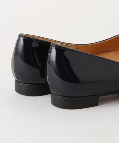 UNITED ARROWS(ユナイテッドアローズ)の「○UBCE エナメル ポインテッドパンプス§◆(パンプス・レディース・ホワイト/ブラック/ネイビー・35h/38/36/37h/36h/35/37)」の7枚目の写真
