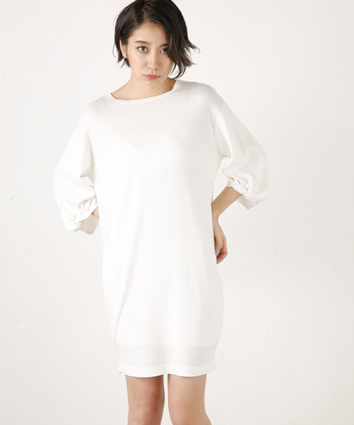 MOUSSY(マウジー)の「Balloon sleeve MINI OP(ワンピース・レディース・ホワイト/ブルー/オレンジ・FREE)」の2枚目の写真