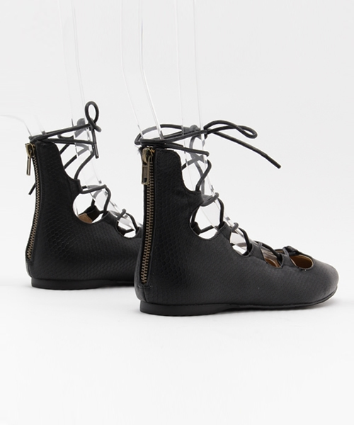 AZUL ENCANTO（アズールエンカント）の「レースアップフラットシューズ（その他シューズ・レディース・ブラック/シルバー・SMALL/LARGE/MEDIUM）」の8枚目の写真