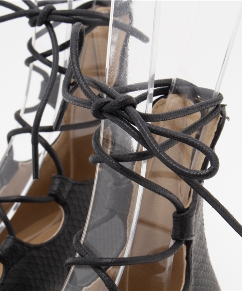 AZUL ENCANTO（アズールエンカント）の「レースアップフラットシューズ（その他シューズ・レディース・ブラック/シルバー・SMALL/LARGE/MEDIUM）」の3枚目の写真