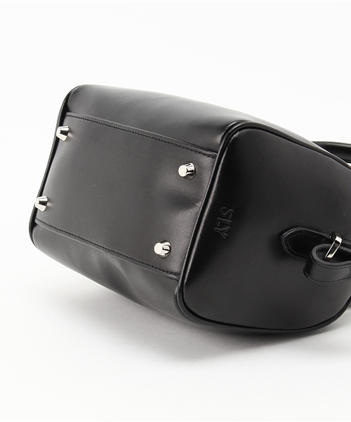 SLY（スライ）の「LEATHER MINI POCHETTE（ショルダーバッグ・レディース・オレンジ/ライトブルー/ブラック・FREE）」の9枚目の写真